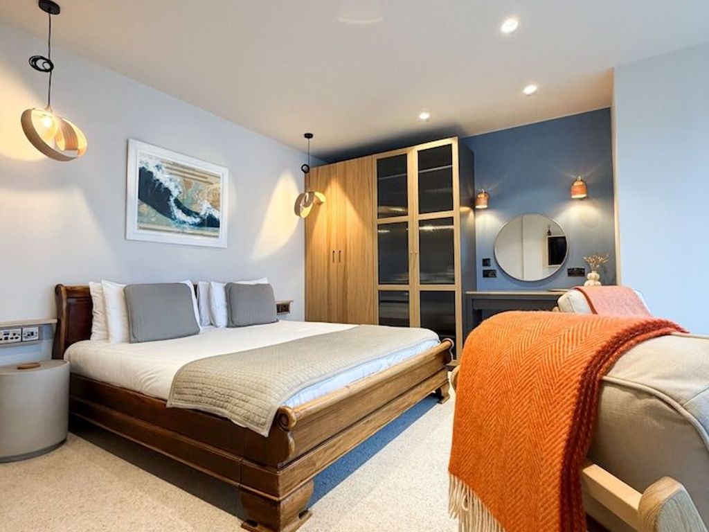 Housel Bay Hotel