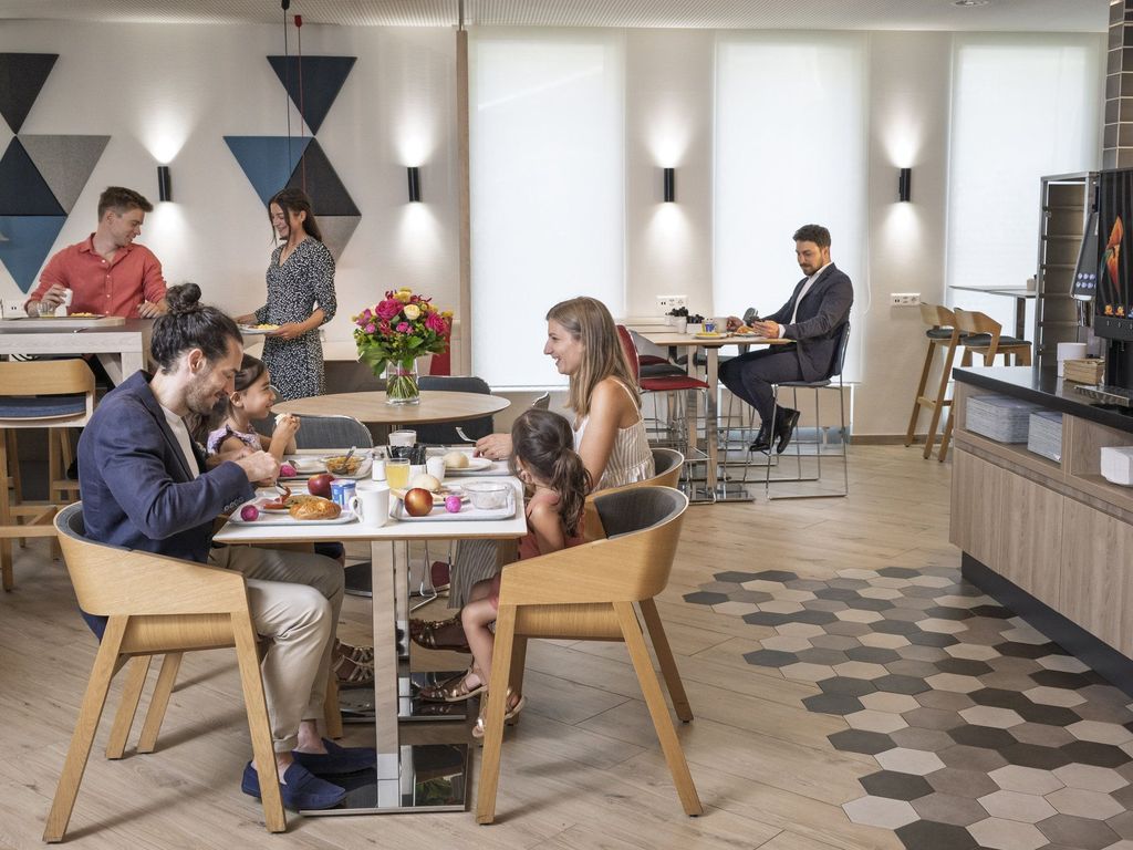 Holiday Inn Express GENEVA AIRPORT by IHG
