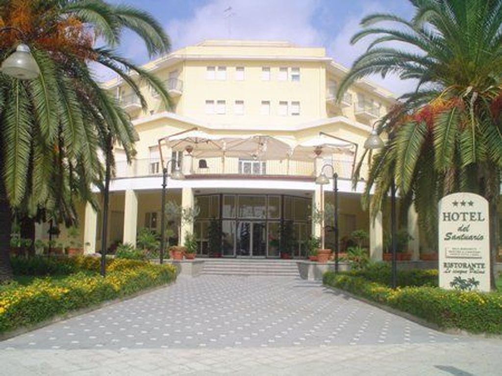 Del Santuario