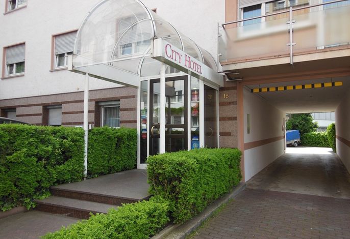 City Hotel