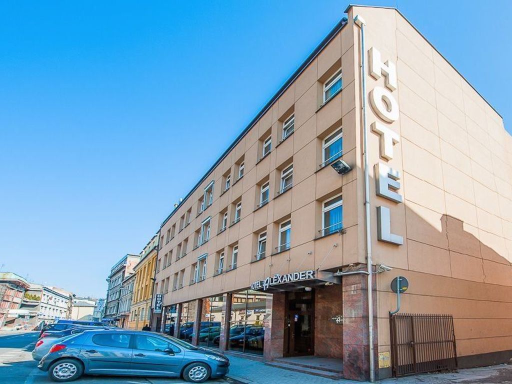 Alexander Hotel