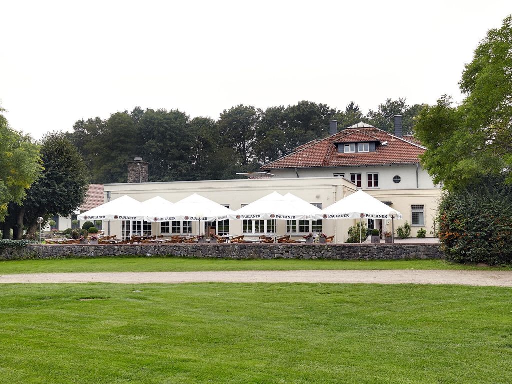 Am Golfplatz