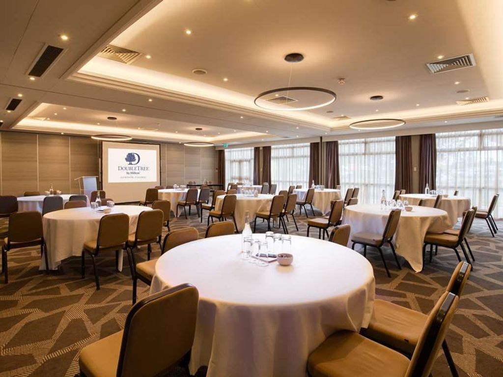 DoubleTree by Hilton London Ealing
