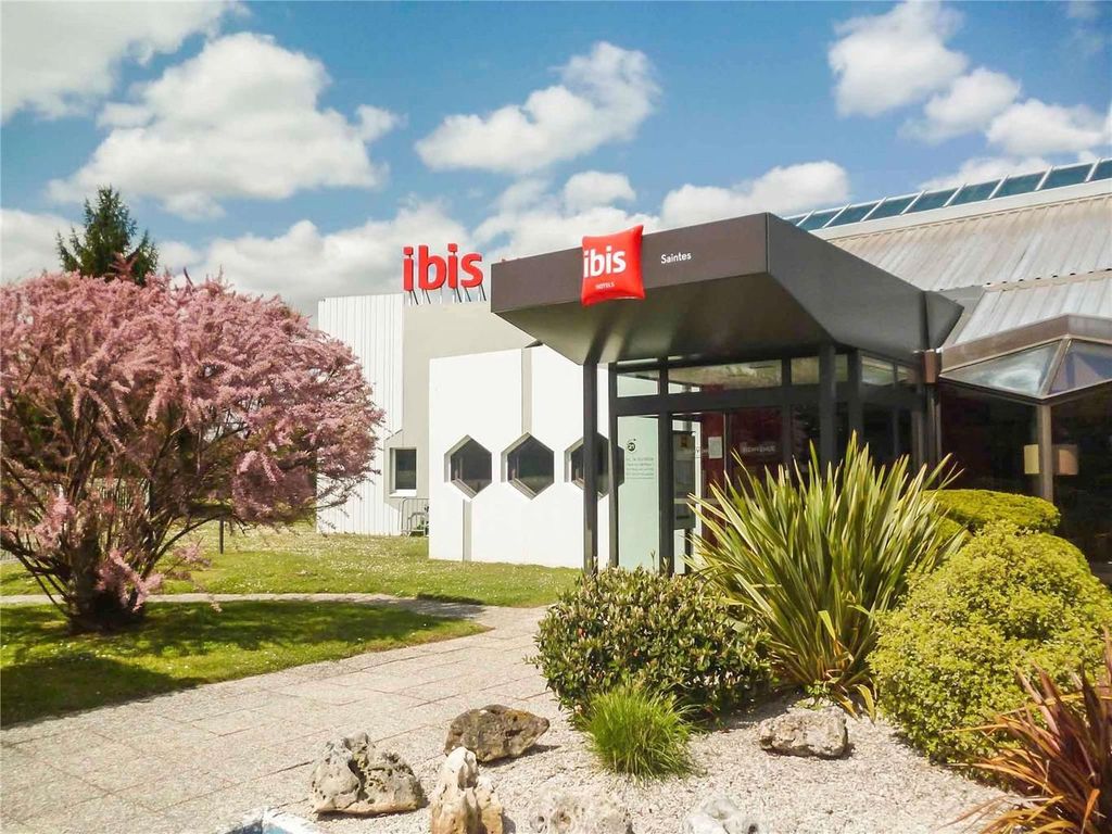 ibis Saintes