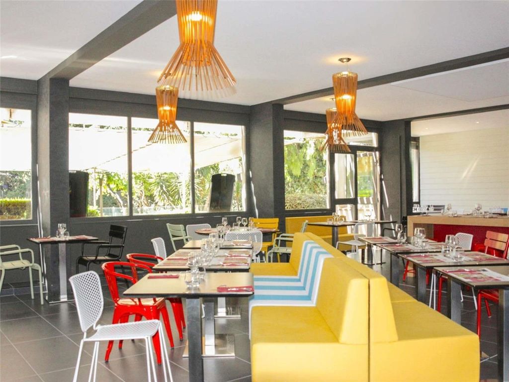 ibis Toulon La-Seyne