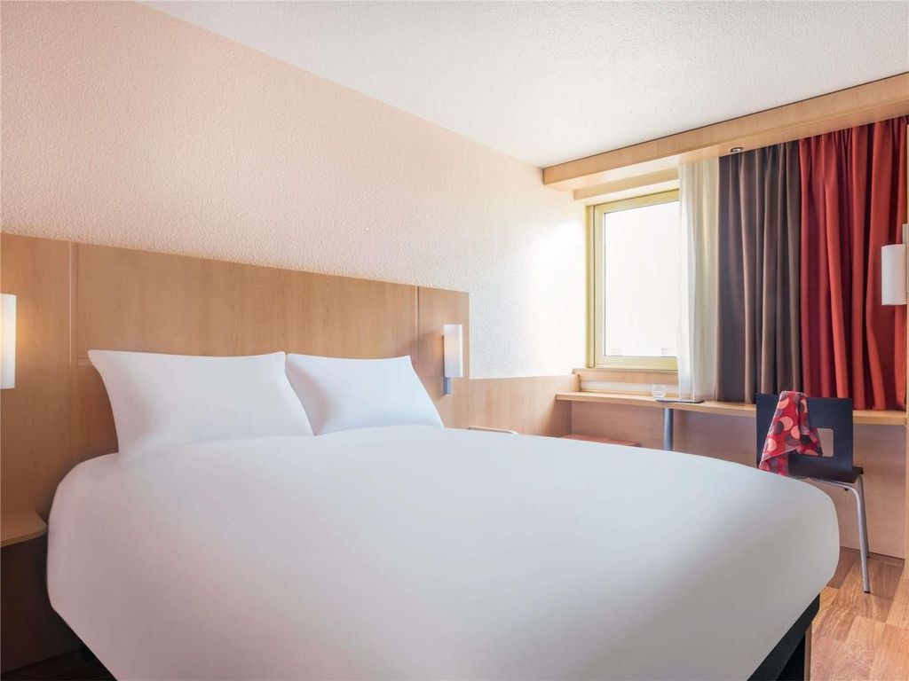 ibis Nantes Centre Gare Sud
