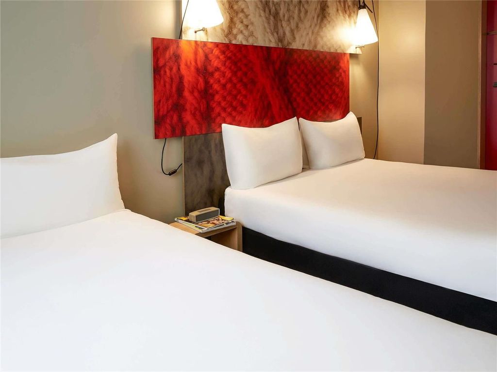 ibis Paris Canal Saint-Martin
