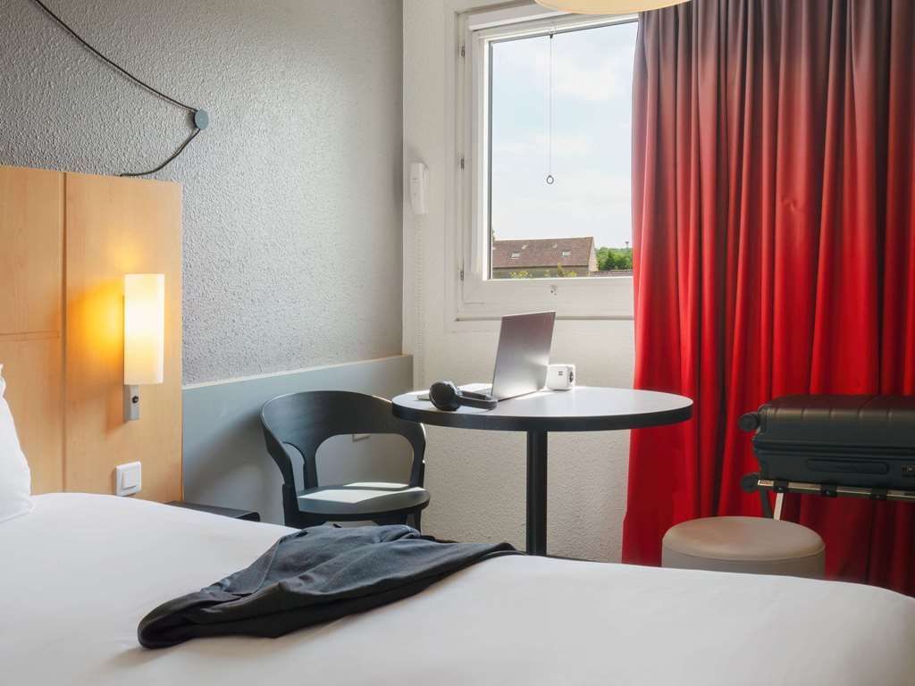 ibis Cergy-Pontoise Le Port