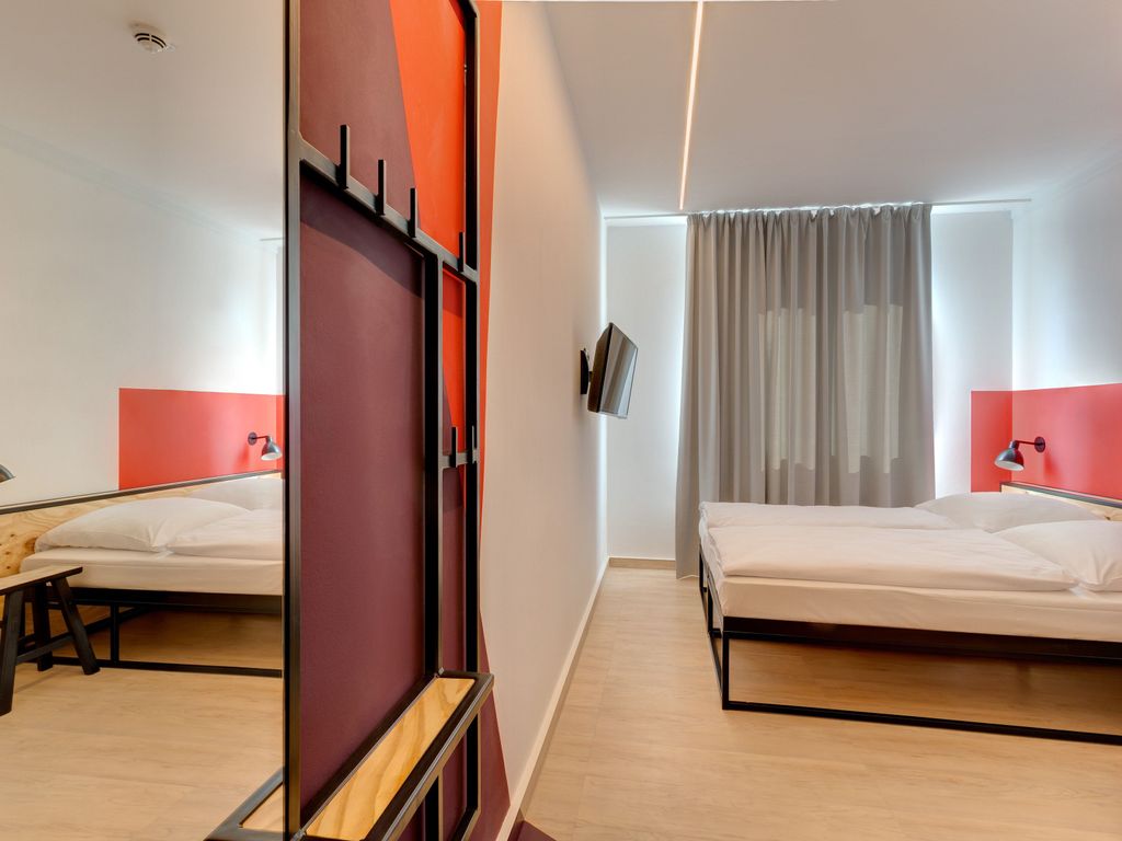 MEININGER Hotel Leipzig Hauptbahnhof