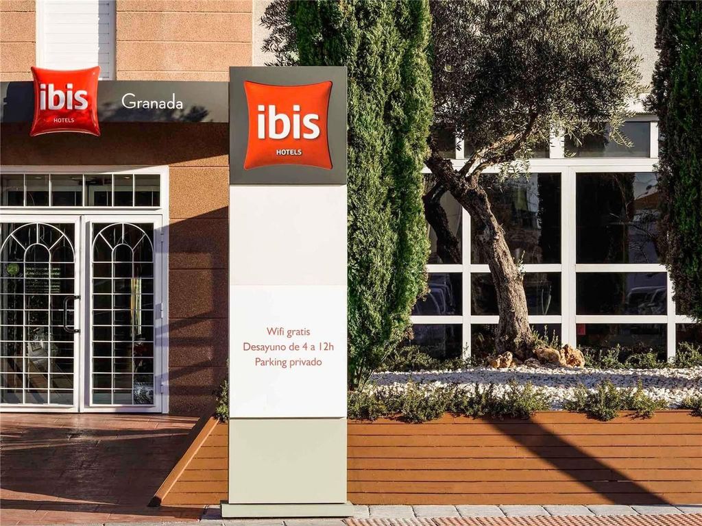 ibis Granada
