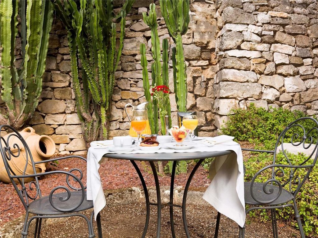 Mercure Villa Romanazzi Carducci Bari