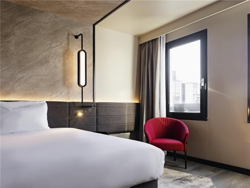Novotel Paris Suresnes Longchamp