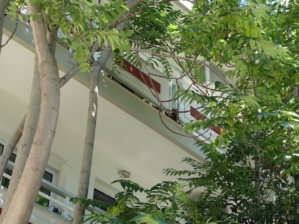 Bristol Hotel & Apartments