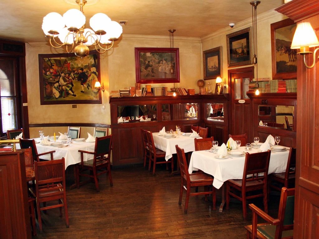 Levay Villa Hotel