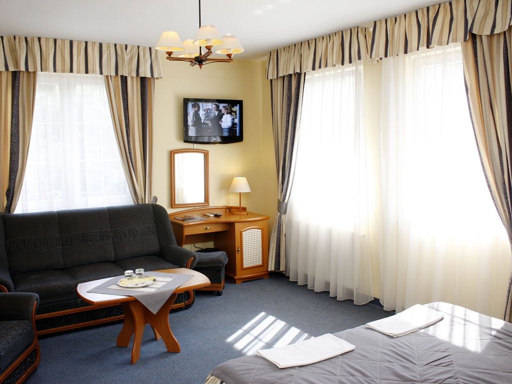 Levay Villa Hotel