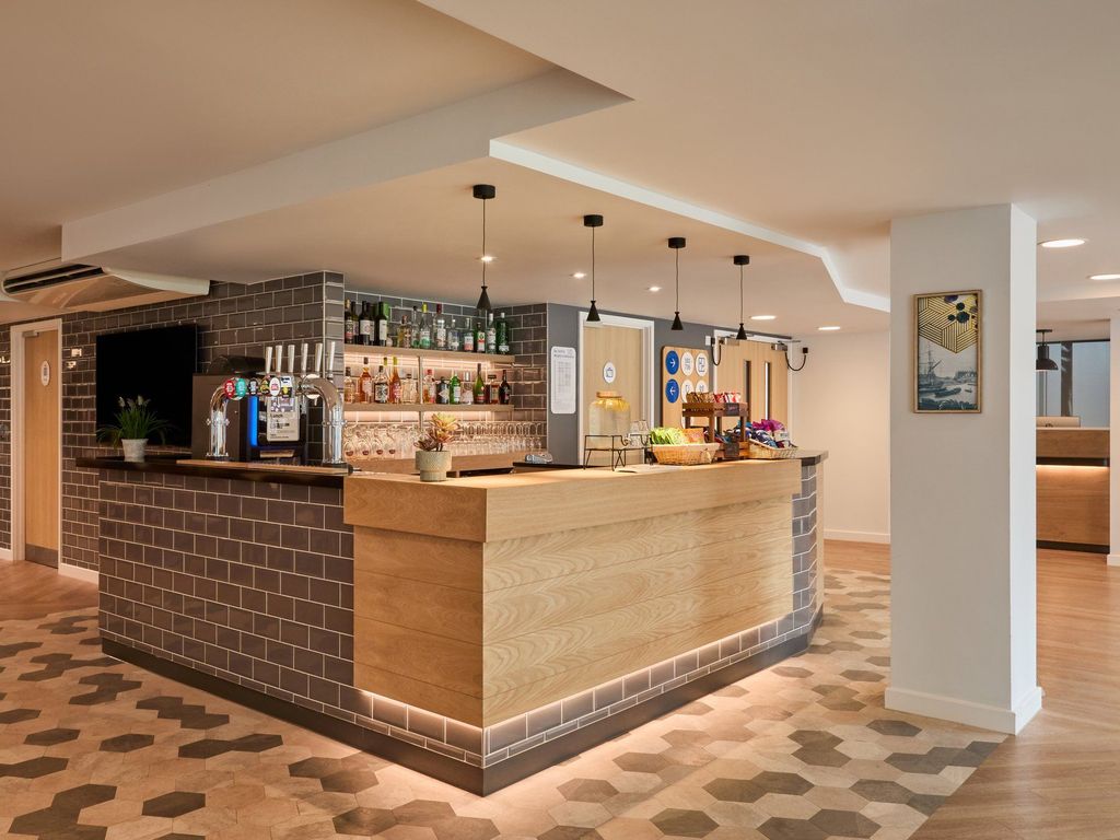 Holiday Inn Express LONDON - LIMEHOUSE by IHG