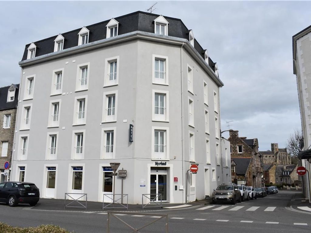 KYRIAD LAMBALLE