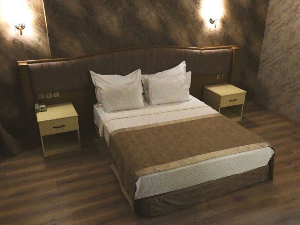 Ravanda Hotel