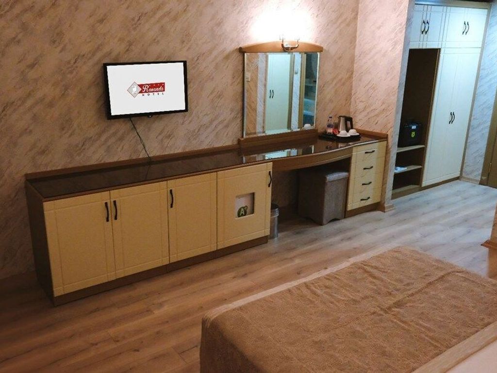 Ravanda Hotel