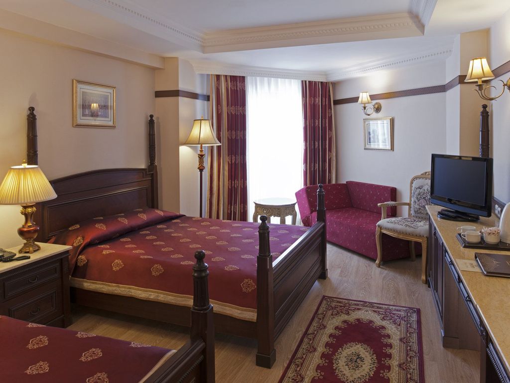 Delphin Palace & SPA