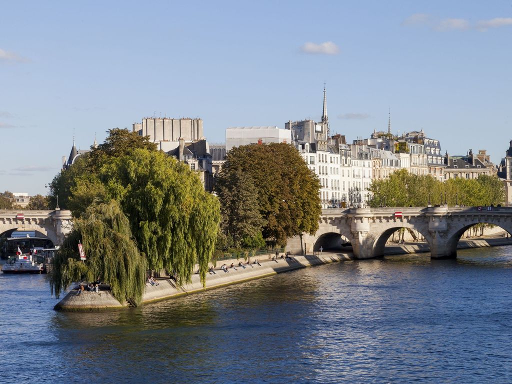 Timhotel Le Louvre