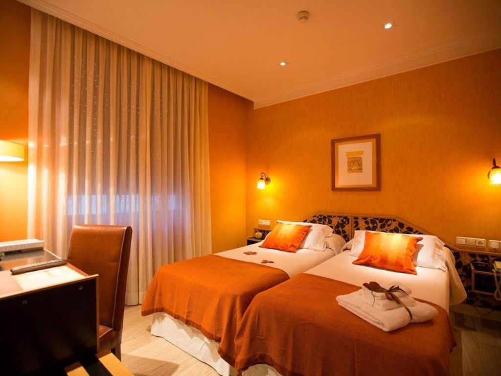 Hostal Paris