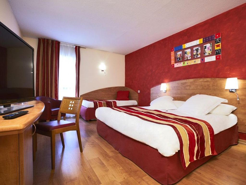 Kyriad Nimes Ouest