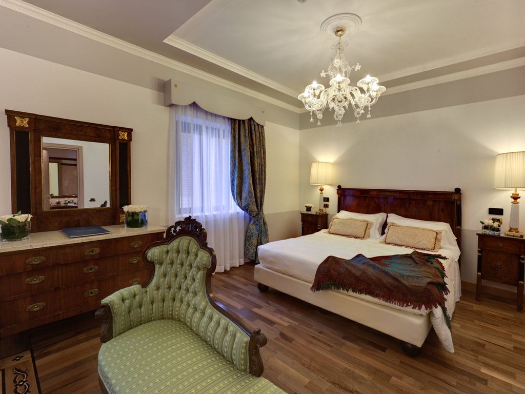 Due Torri Hotel