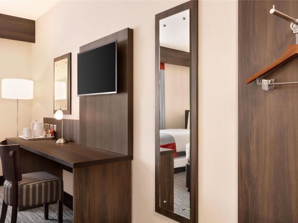 Ramada by Wyndham Bristol West