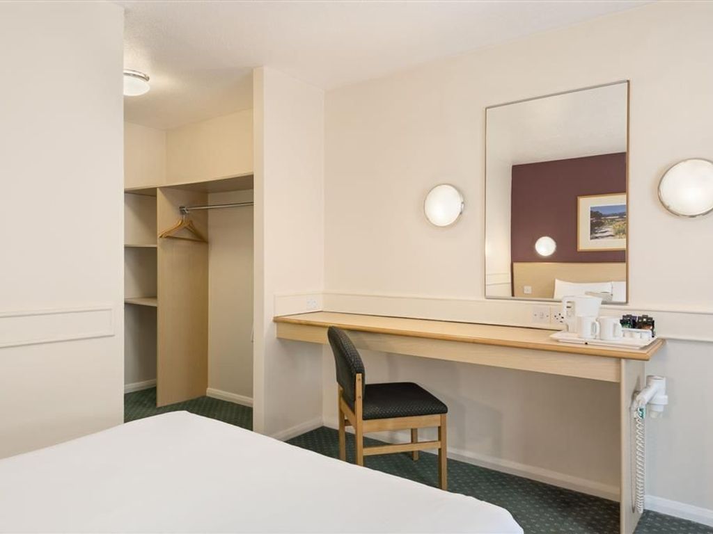 Days Inn by Wyndham Sheffield M1