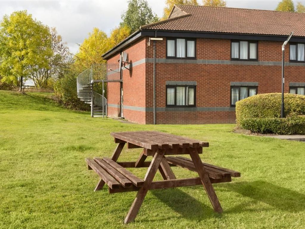 Days Inn by Wyndham Sheffield M1