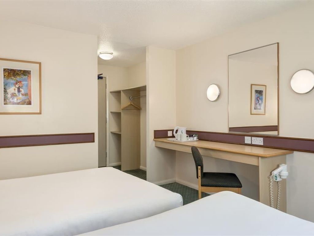Days Inn by Wyndham Sheffield M1
