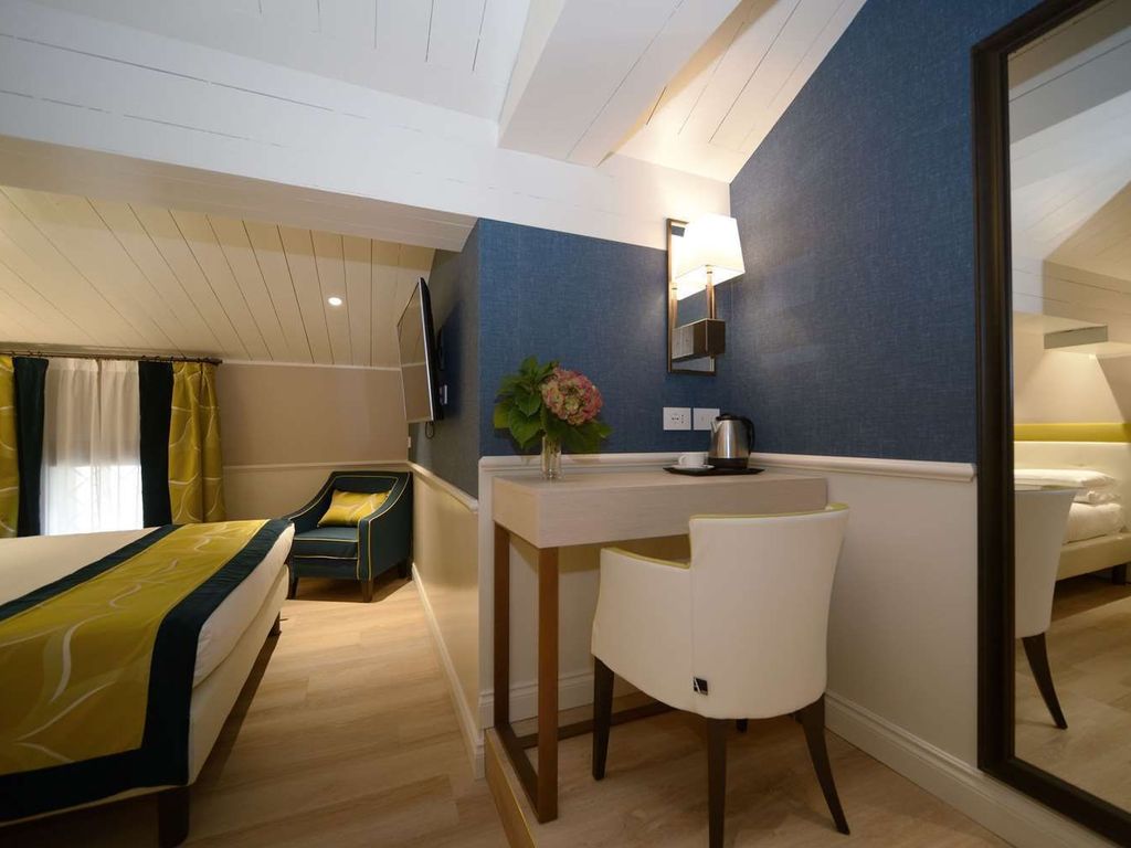 HOTEL CANON D ORO