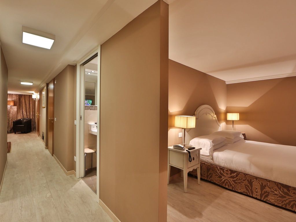HOTEL CANON D ORO