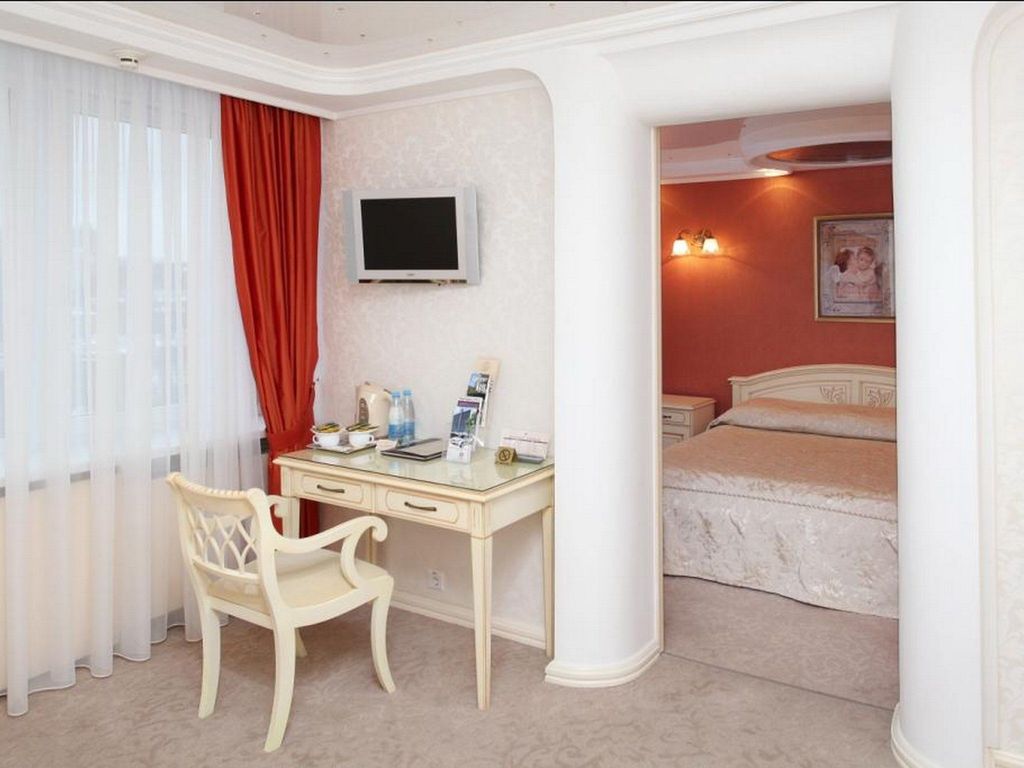 Premier Hotel Rus Русь