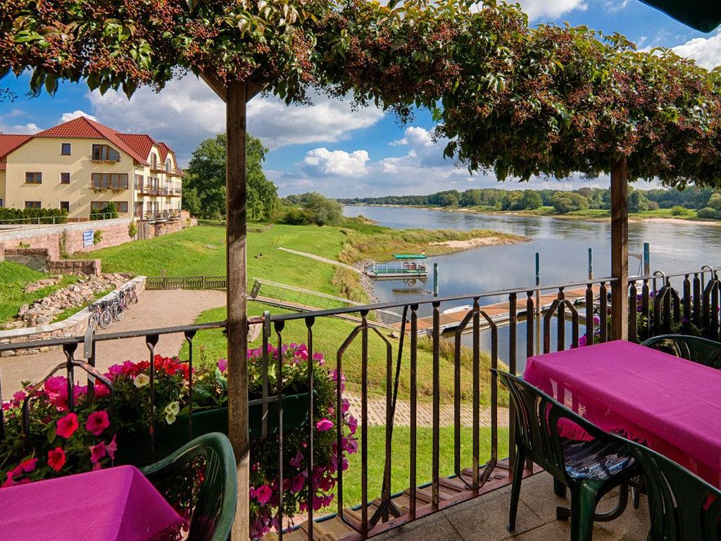 Elbterrassen Zu Brambach