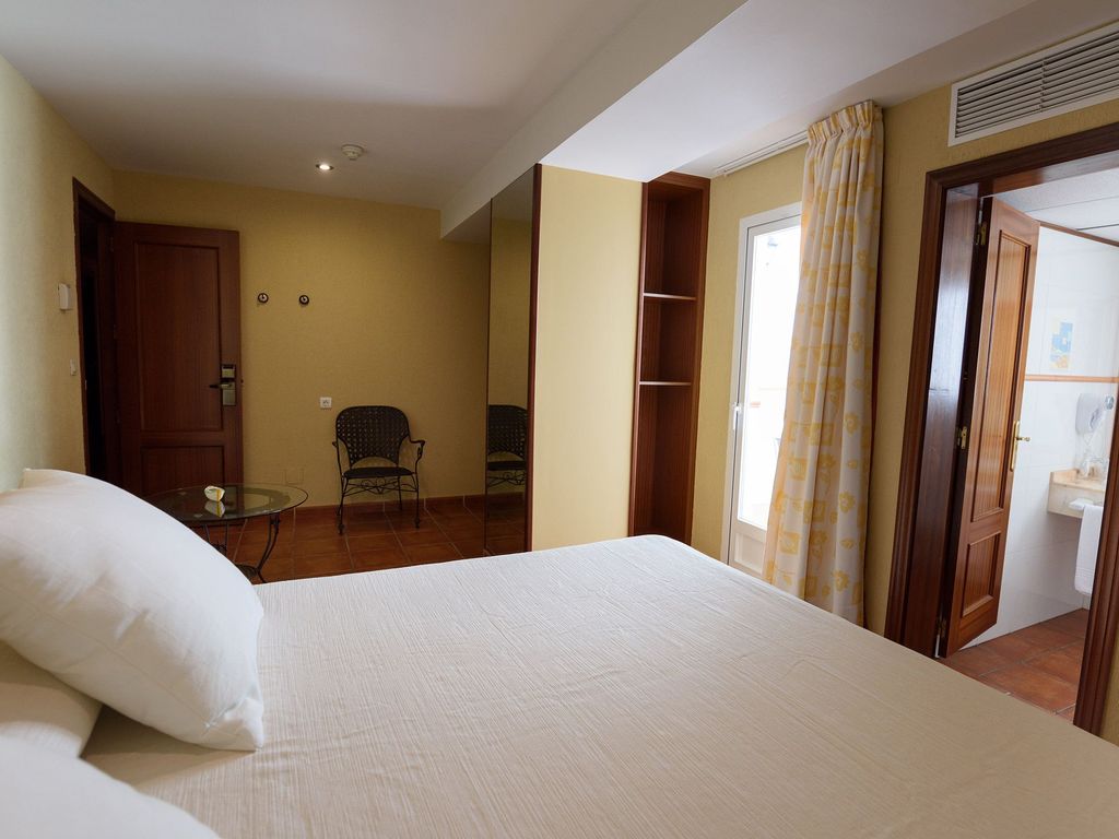 Jayma Hostal