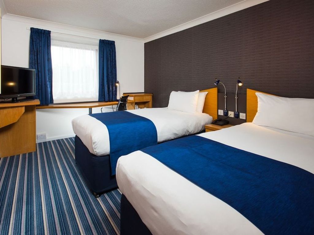 Holiday Inn Express NORTHAMPTON - SOUTH by IHG