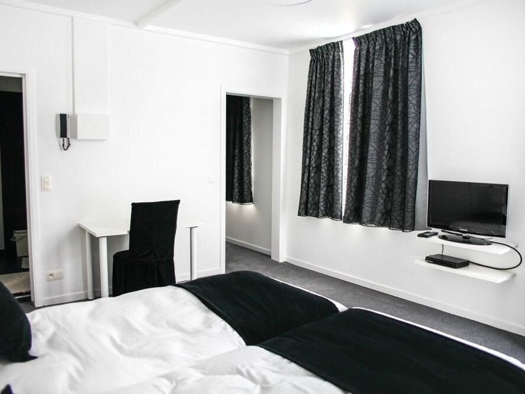 Tracotel