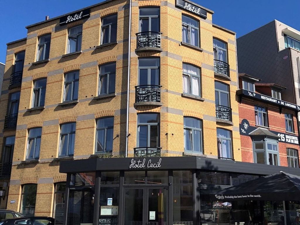 Hotel Cecil