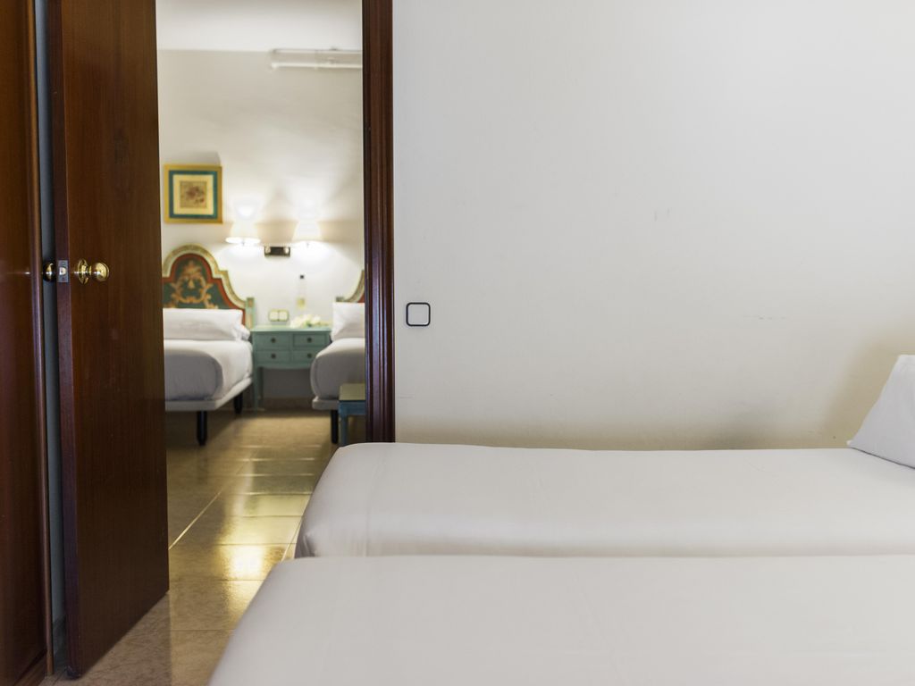 Meson Castilla Atiram Hotel Atiram Hotel