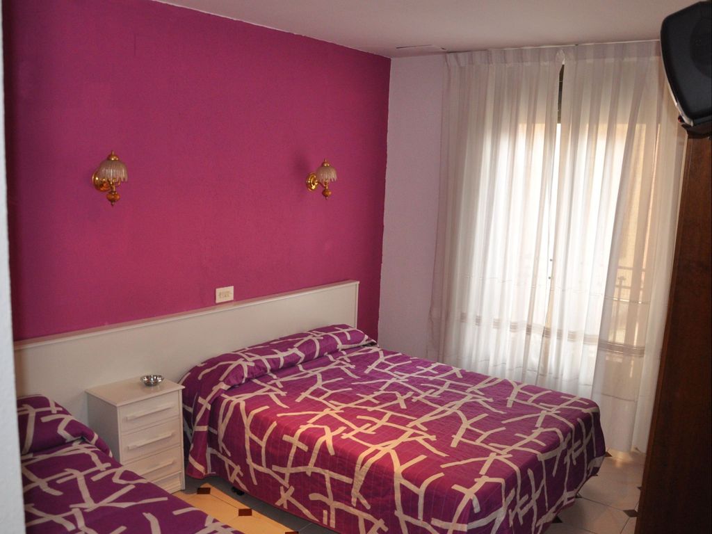 Central Hostal