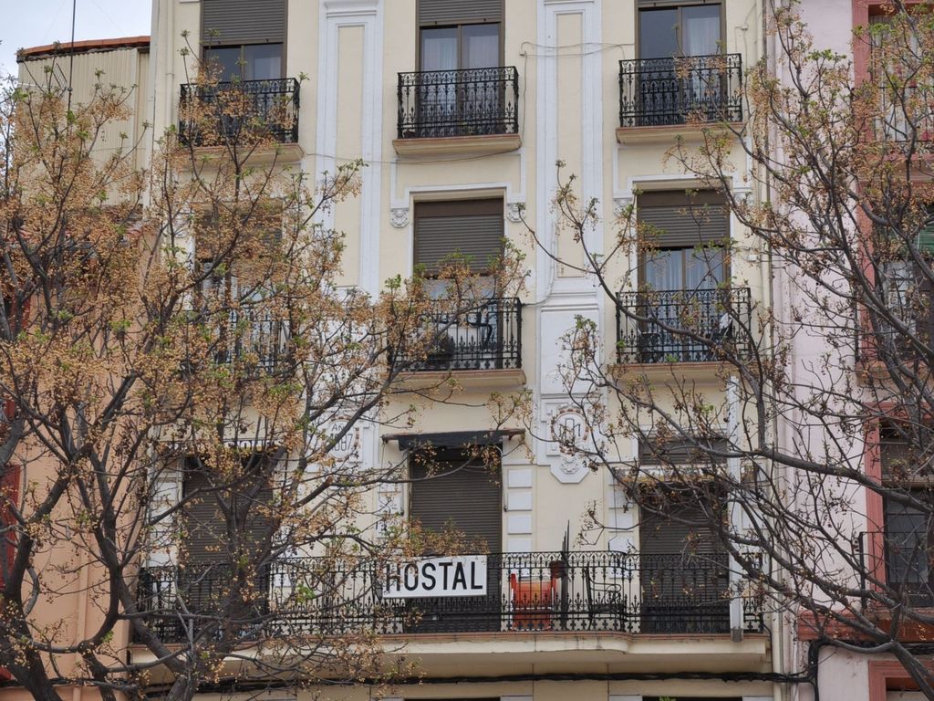 Central Hostal