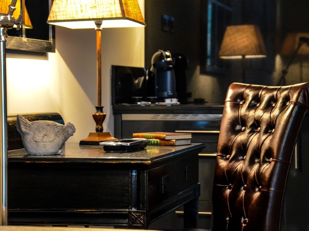 Aguilas5 Sevilla Suites