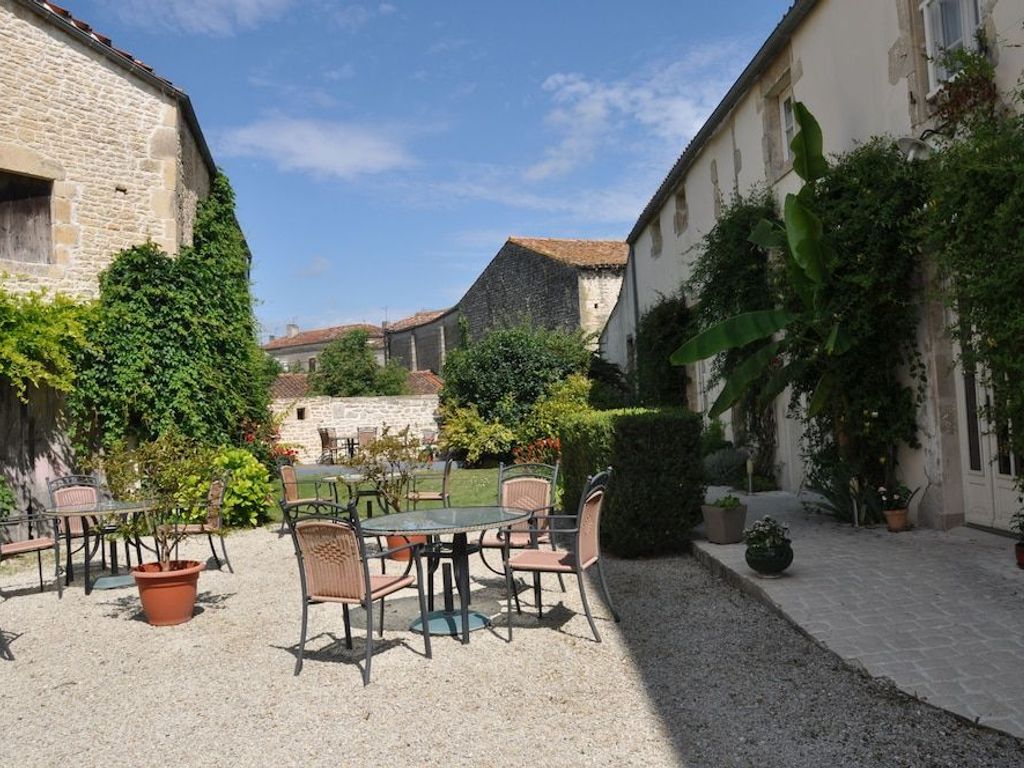 Hotel du Donjon