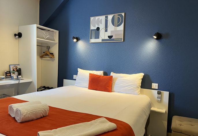 Brit HOTEL DU PARC NIORT