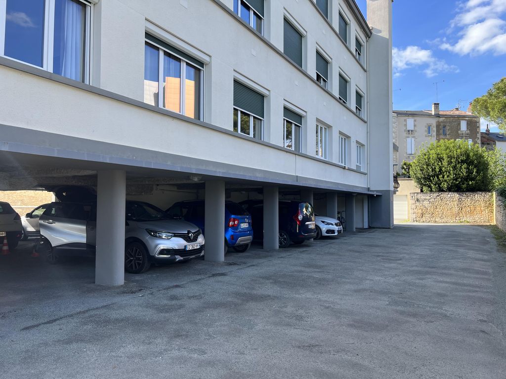 Brit HOTEL DU PARC NIORT