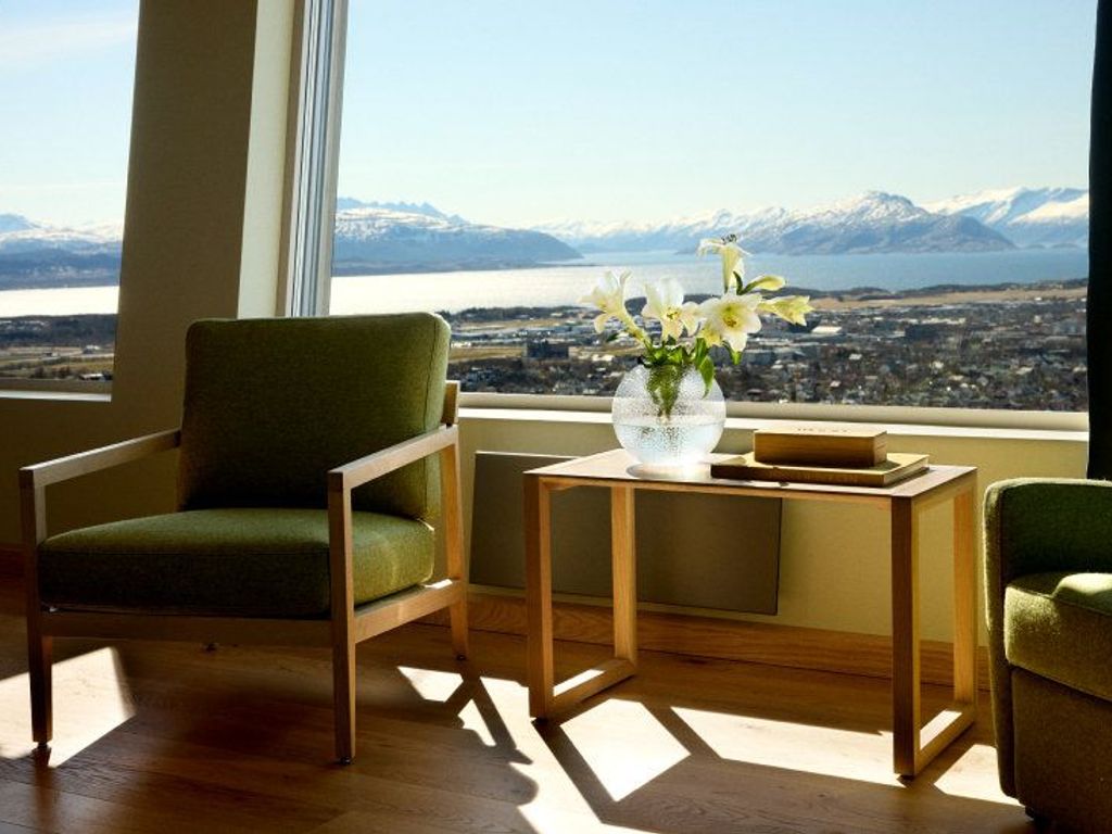 Wood Hotel