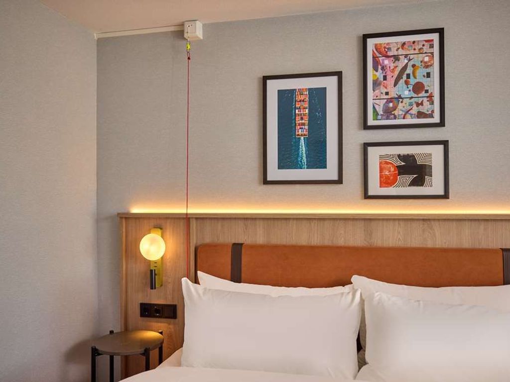 DoubleTree by Hilton Rotterdam Centre