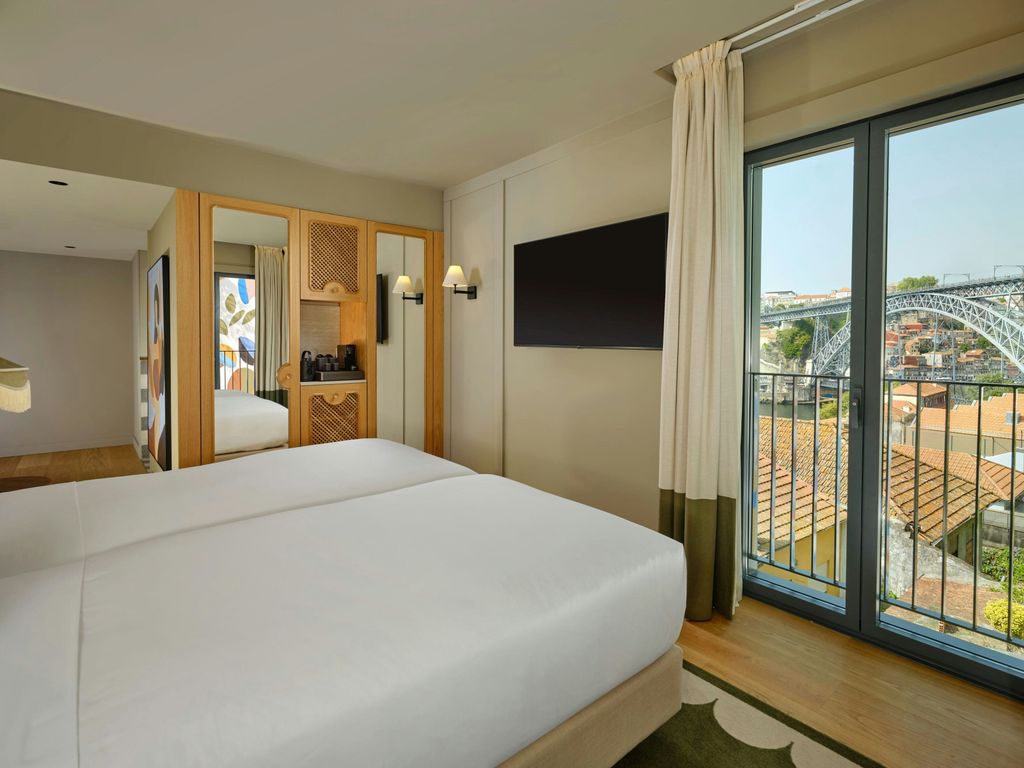 Gaia a Tribute Portfolio Hotel Portugal